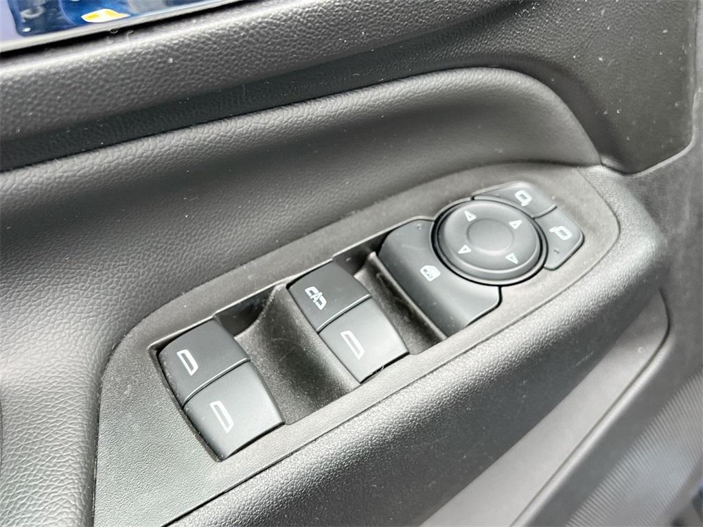 used 2022 Chevrolet Equinox car, priced at $19,998