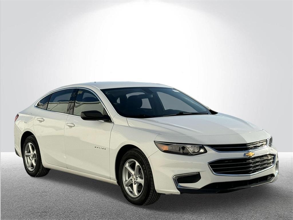 used 2018 Chevrolet Malibu car, priced at $13,992