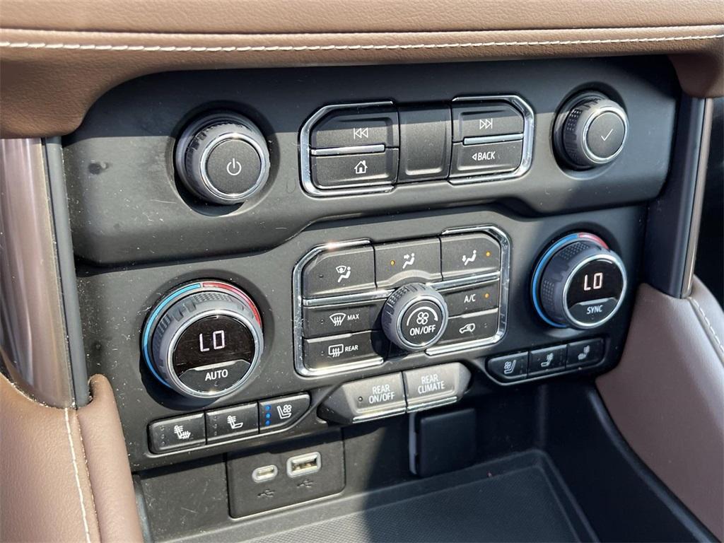 used 2022 Chevrolet Tahoe car, priced at $56,998