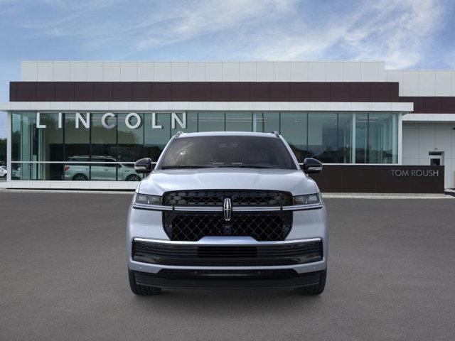 new 2025 Lincoln Navigator car, priced at $107,055