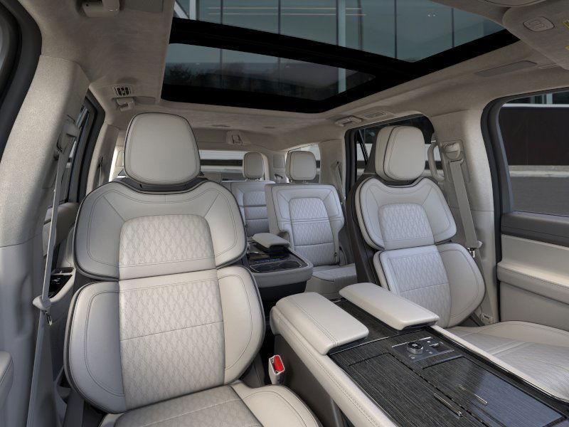 new 2024 Lincoln Navigator car, priced at $118,515