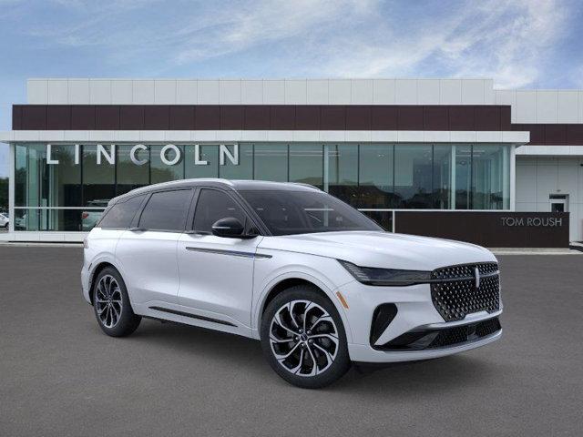 new 2025 Lincoln Nautilus car, priced at $68,420