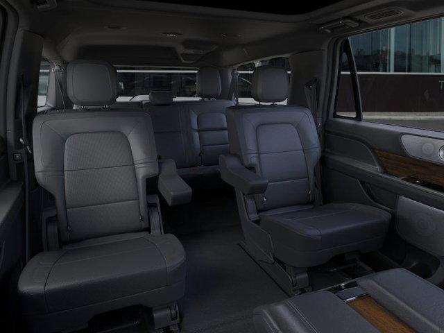 new 2024 Lincoln Navigator L car