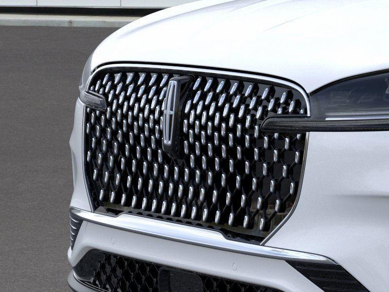 new 2025 Lincoln Aviator car, priced at $83,300