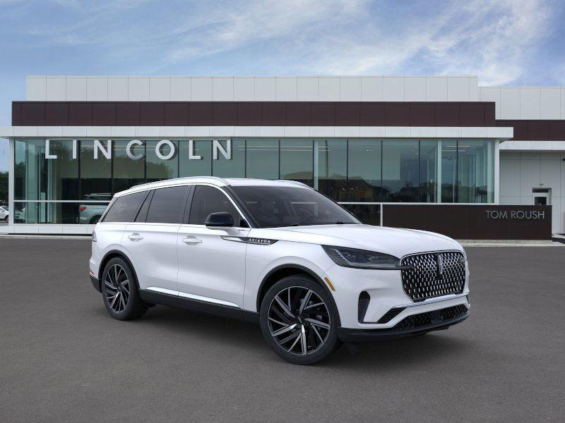 new 2025 Lincoln Aviator car, priced at $83,300