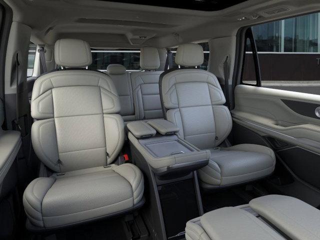 new 2025 Lincoln Navigator L car, priced at $109,955