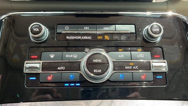 used 2019 Lincoln Navigator car, priced at $30,622