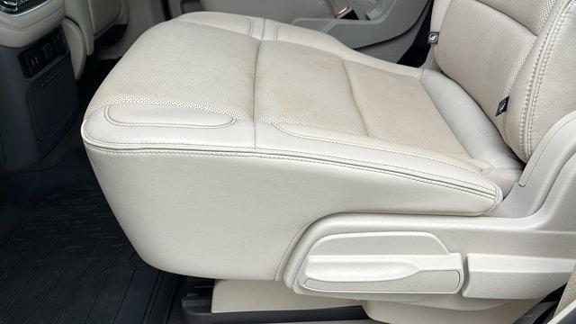 used 2019 Lincoln Navigator car, priced at $30,622