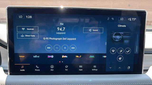 used 2022 Lincoln Nautilus car, priced at $35,602