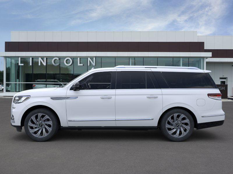 new 2024 Lincoln Navigator L car