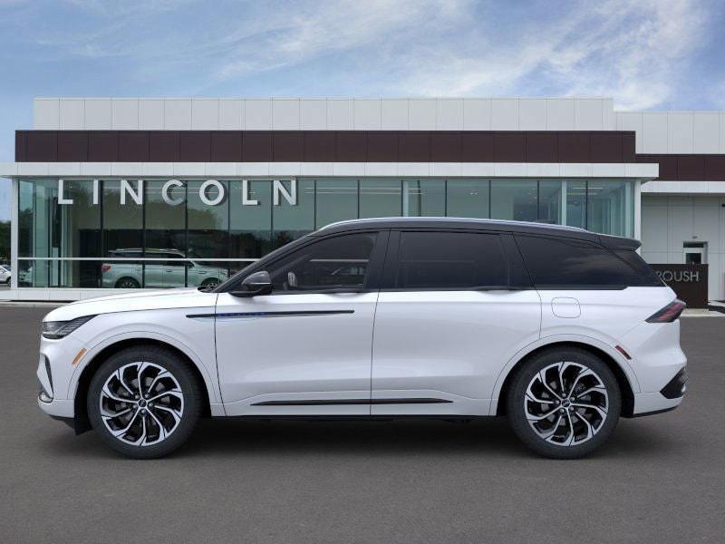 new 2025 Lincoln Nautilus car, priced at $69,910