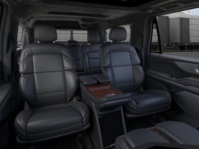 new 2025 Lincoln Navigator L car, priced at $122,940