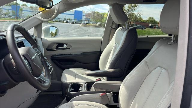 used 2017 Chrysler Pacifica car, priced at $9,925