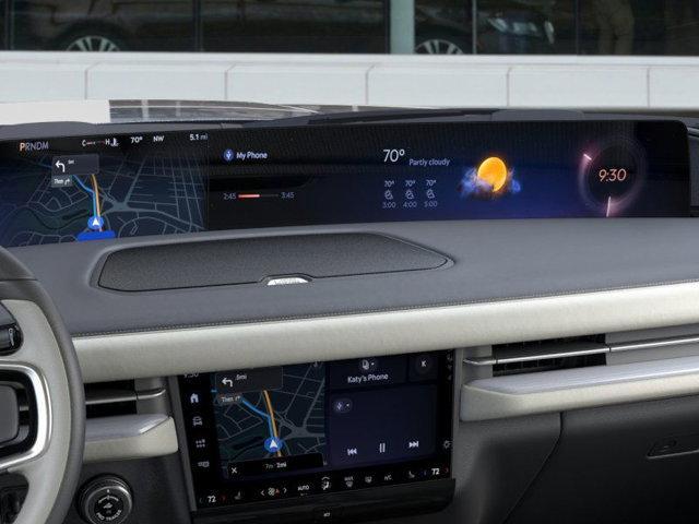 new 2025 Lincoln Navigator car, priced at $103,185