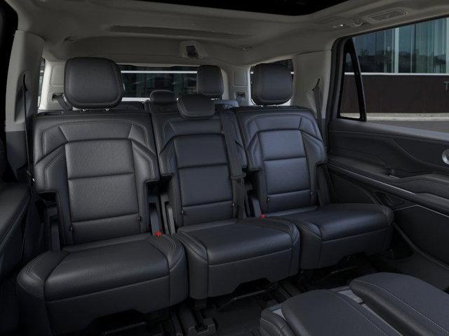 new 2025 Lincoln Navigator car, priced at $103,125