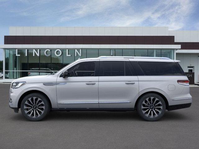 new 2024 Lincoln Navigator L car