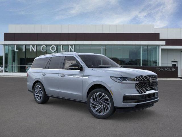 new 2025 Lincoln Navigator car, priced at $104,705