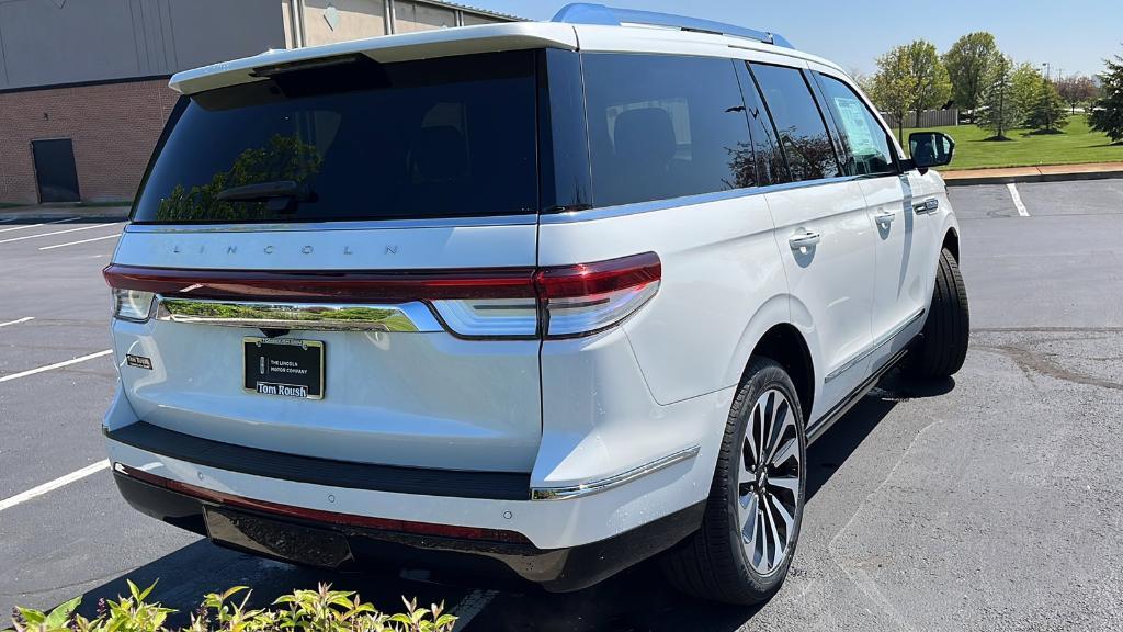 new 2024 Lincoln Navigator car, priced at $108,175