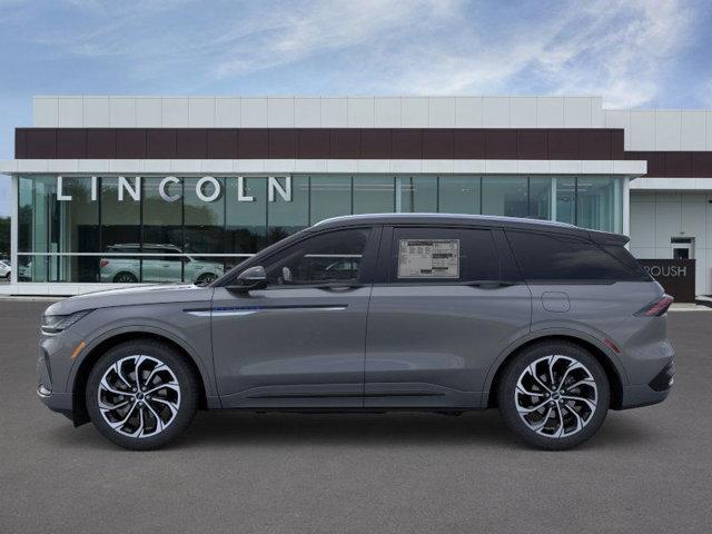 new 2025 Lincoln Nautilus car, priced at $68,420