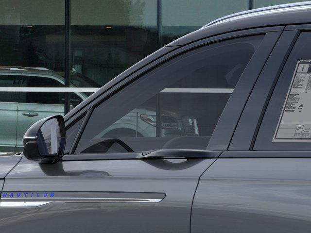 new 2025 Lincoln Nautilus car, priced at $68,420