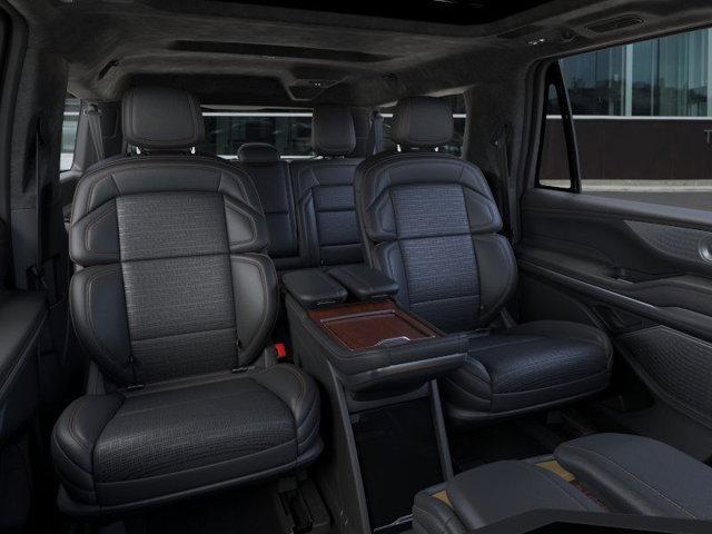 new 2025 Lincoln Navigator L car, priced at $122,940