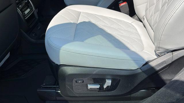 used 2025 BMW X7 car, priced at $76,910