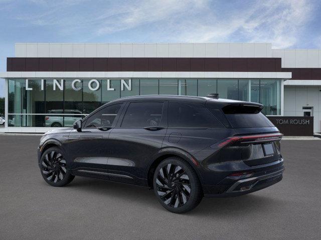new 2025 Lincoln Nautilus car