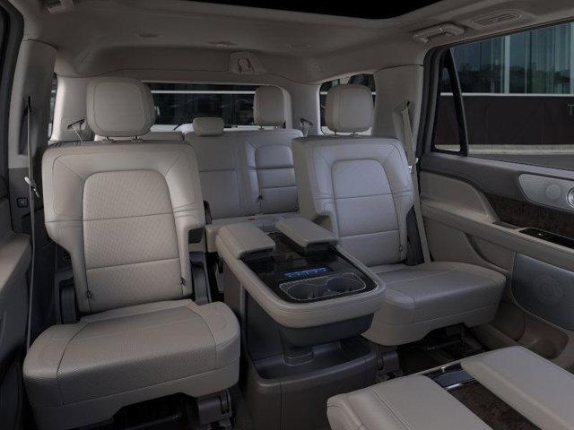 new 2024 Lincoln Navigator car