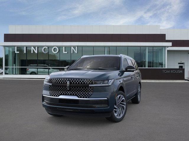 new 2025 Lincoln Navigator car, priced at $104,275