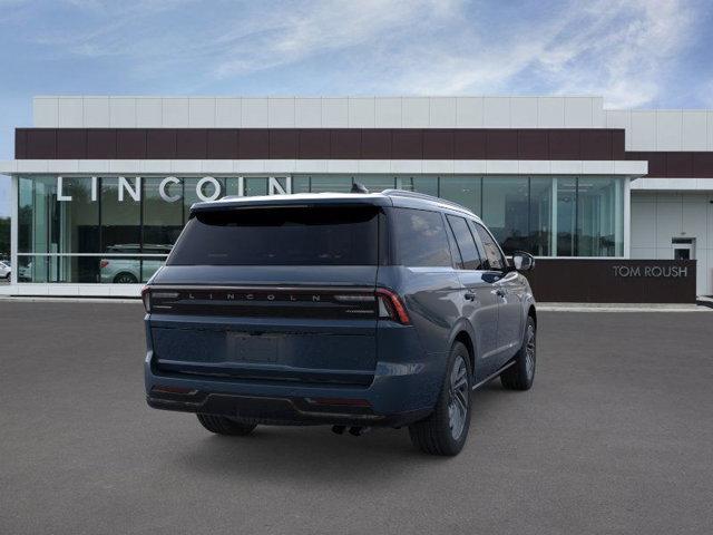 new 2025 Lincoln Navigator car, priced at $104,275