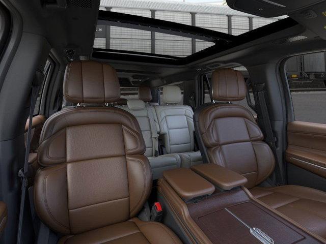 new 2025 Lincoln Navigator L car