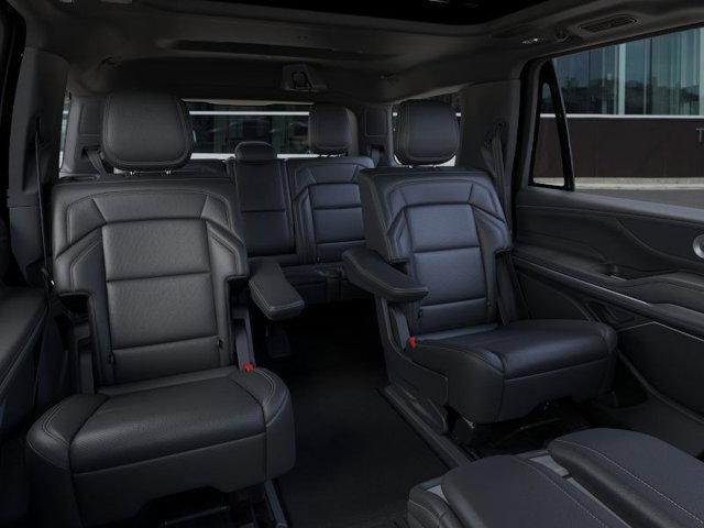 new 2025 Lincoln Navigator car, priced at $107,925
