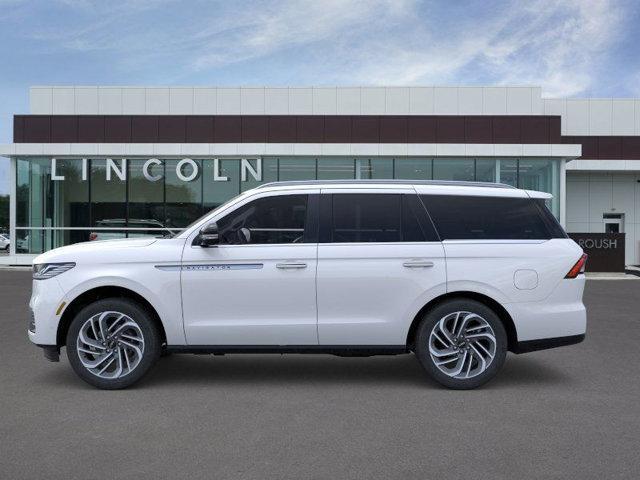 new 2025 Lincoln Navigator car, priced at $103,585