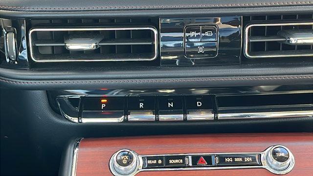 used 2021 Lincoln Aviator car, priced at $33,923