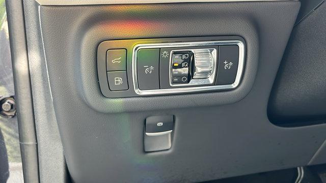 used 2024 Lincoln Nautilus car, priced at $53,927