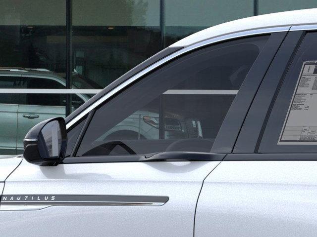 new 2025 Lincoln Nautilus car, priced at $61,070