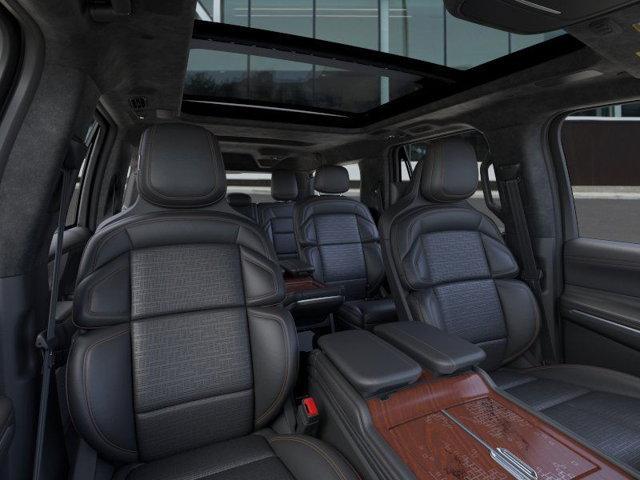 new 2025 Lincoln Navigator L car, priced at $123,465