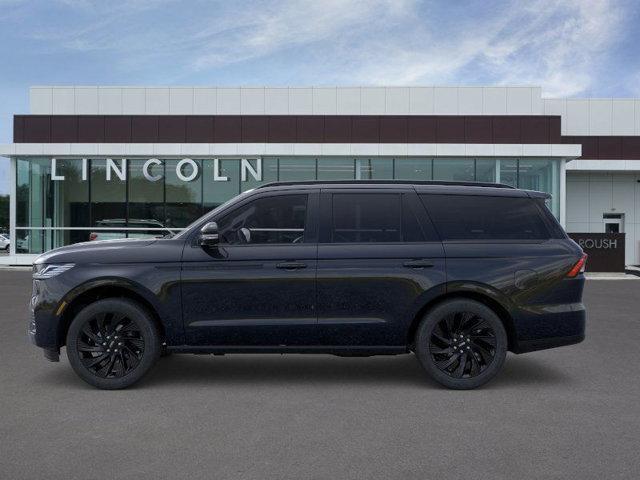 new 2025 Lincoln Navigator car, priced at $106,625