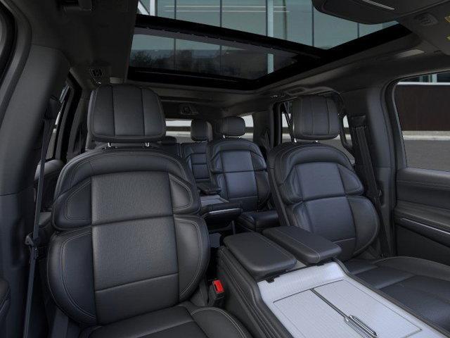 new 2025 Lincoln Navigator car, priced at $109,835