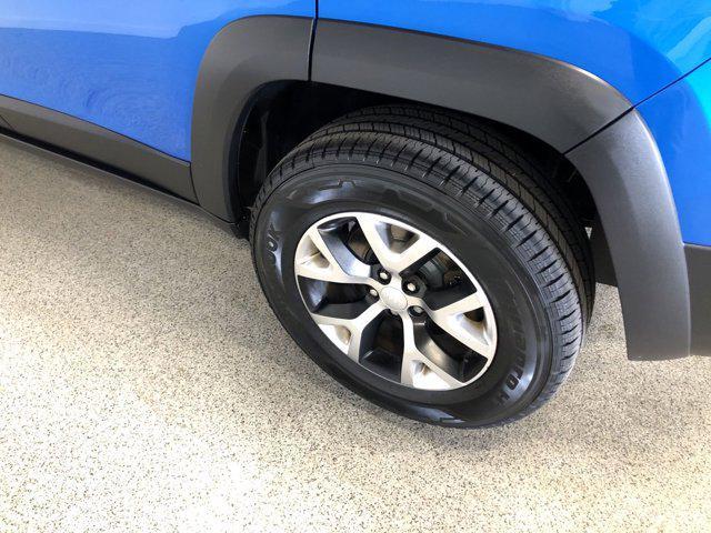 used 2018 Jeep Cherokee car, priced at $18,995