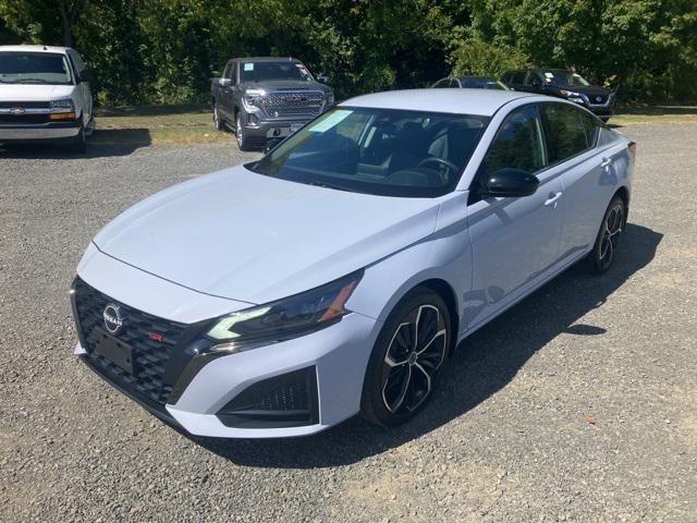 used 2023 Nissan Altima car, priced at $22,487