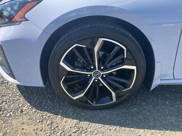 used 2023 Nissan Altima car, priced at $22,487