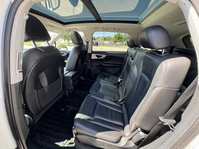 used 2019 Audi Q7 car, priced at $18,114