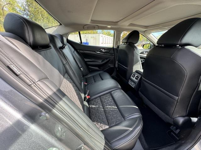 used 2019 Nissan Maxima car, priced at $21,337