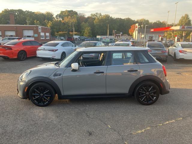 used 2022 MINI Hardtop car, priced at $22,333