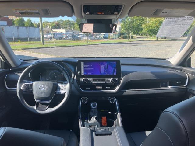 used 2024 Toyota Grand Highlander car, priced at $43,999