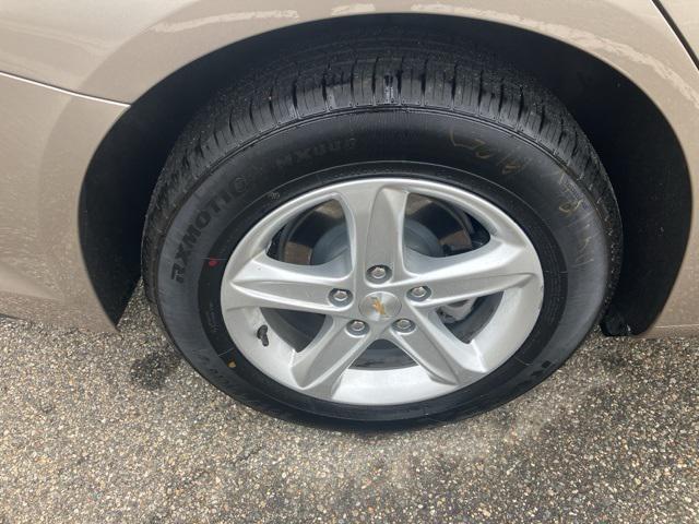 used 2023 Chevrolet Malibu car, priced at $14,999