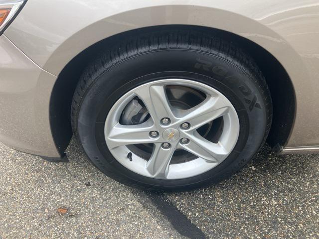 used 2023 Chevrolet Malibu car, priced at $14,999