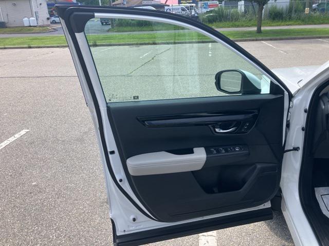 used 2025 Honda CR-V car, priced at $35,049