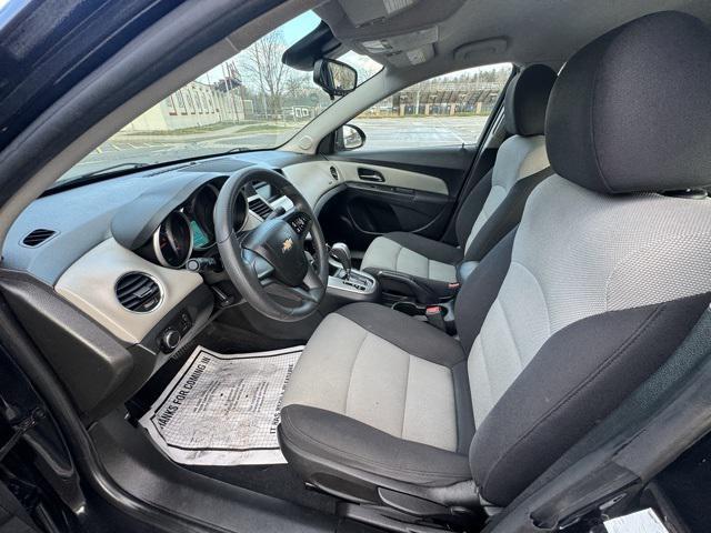 used 2016 Chevrolet Cruze Limited car, priced at $8,561